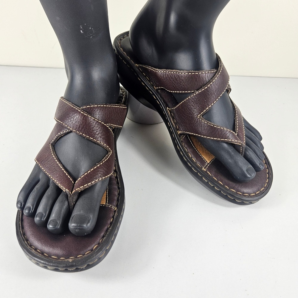Born Thong Sandals Womens 9 Dark Brown Leather Strappy Comfort Heel